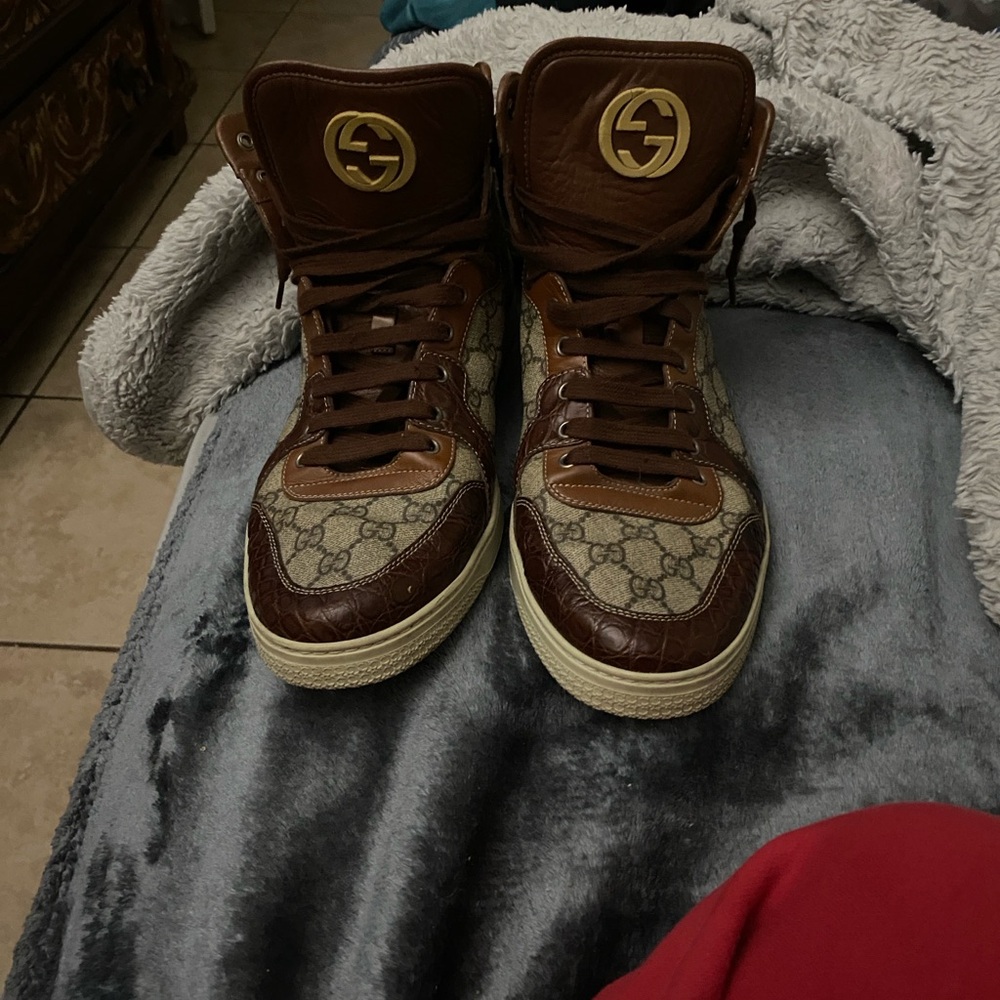 Gucci Brown Leather Interior